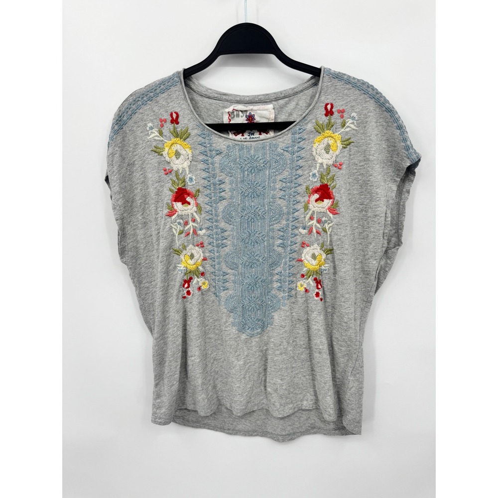 Johnny Was Embroidered Top Womens Small Gray Floral Boho Short Sleeve